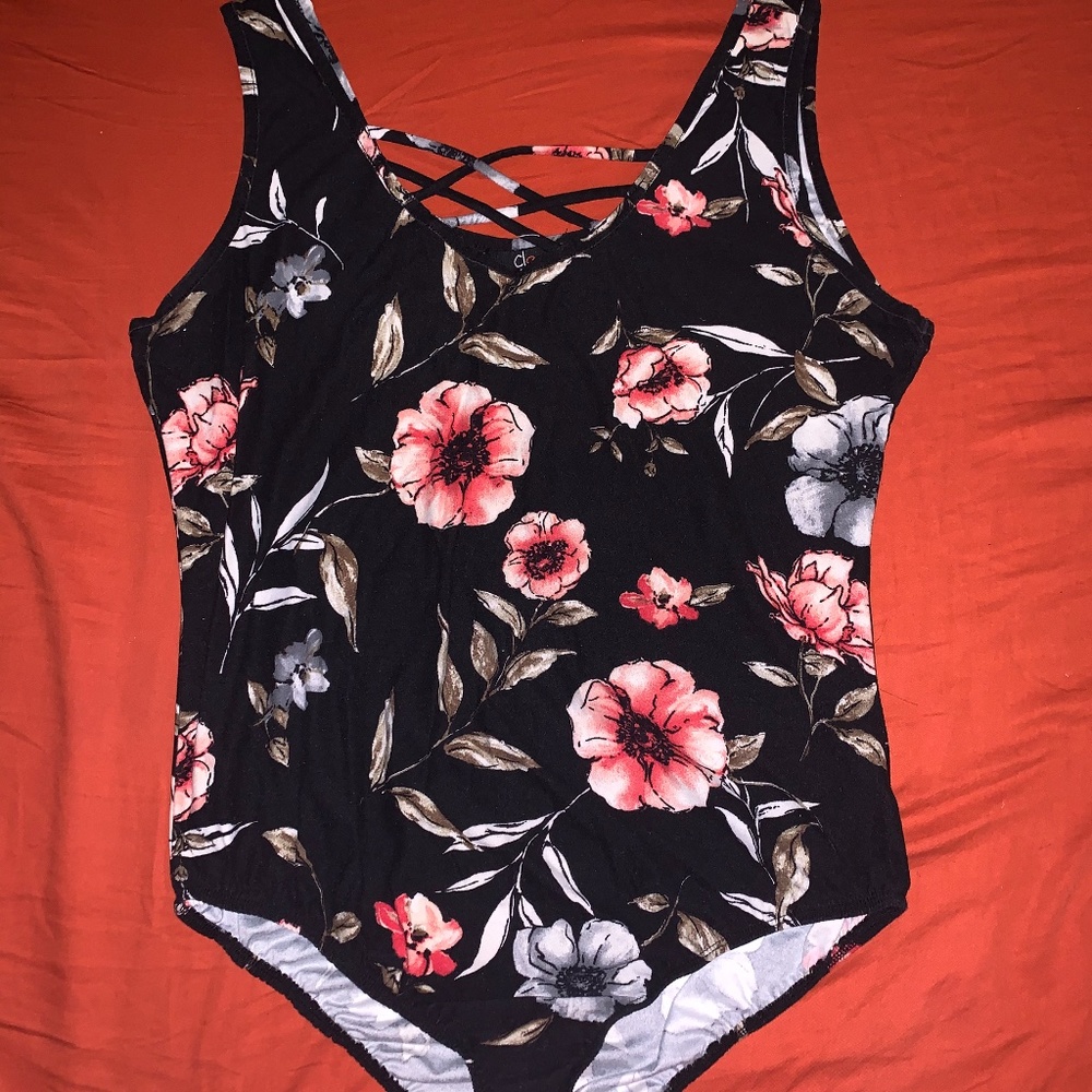 Cute sleeveless bodysuit